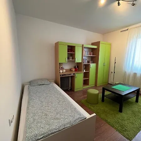 Kares House Apartment