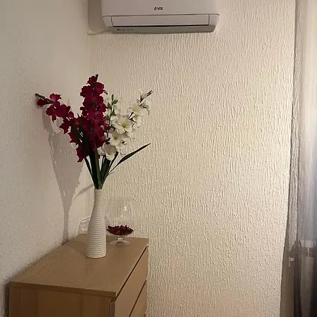 Apartment Kares House *